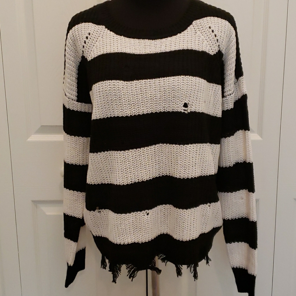Women's sweater